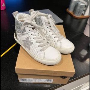 Vintage Havana High Tops girls size 1.5 practically brand new. Only worn once